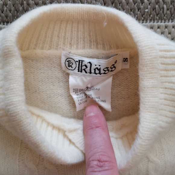 Vintage 80's cream lambswool sweater rose embroidery - Picture 9 of 11